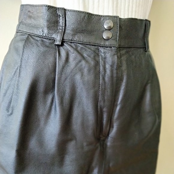 Bagatelle Black Genuine Leather high waisted Shorts - Picture 4 of 16